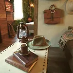 Des Aventuriers - Experience Unique & Atypique A Proche Du Centre Νίκαια